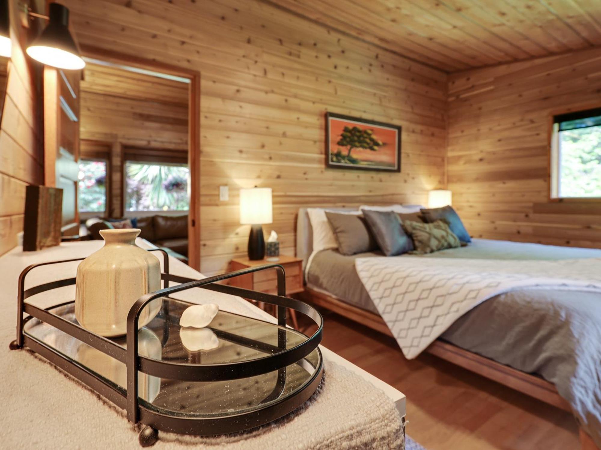 Woods Waves: Luxury Coast Cabin King Beds Pets Tillamook Exterior photo