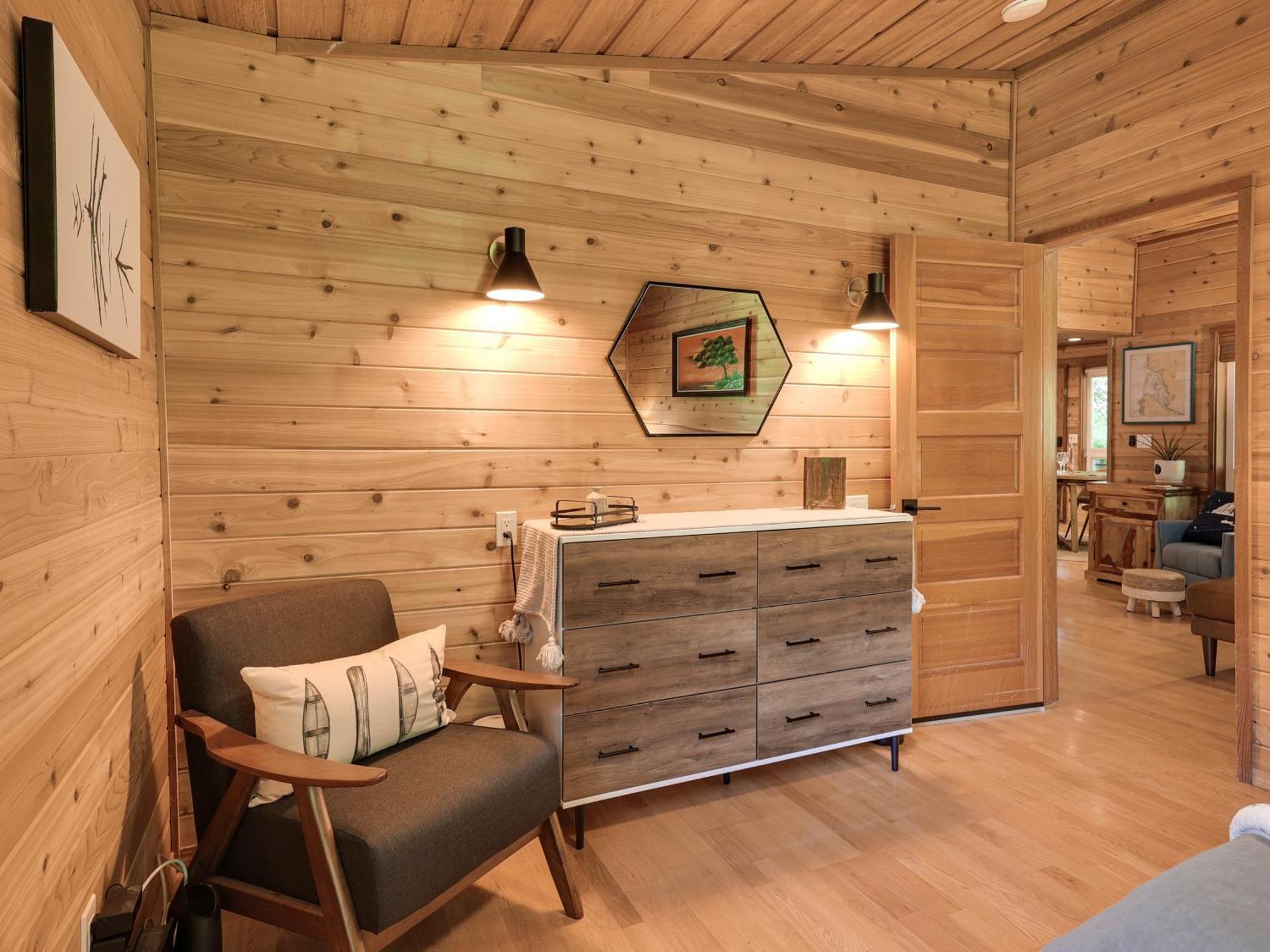Woods Waves: Luxury Coast Cabin King Beds Pets Tillamook Exterior photo